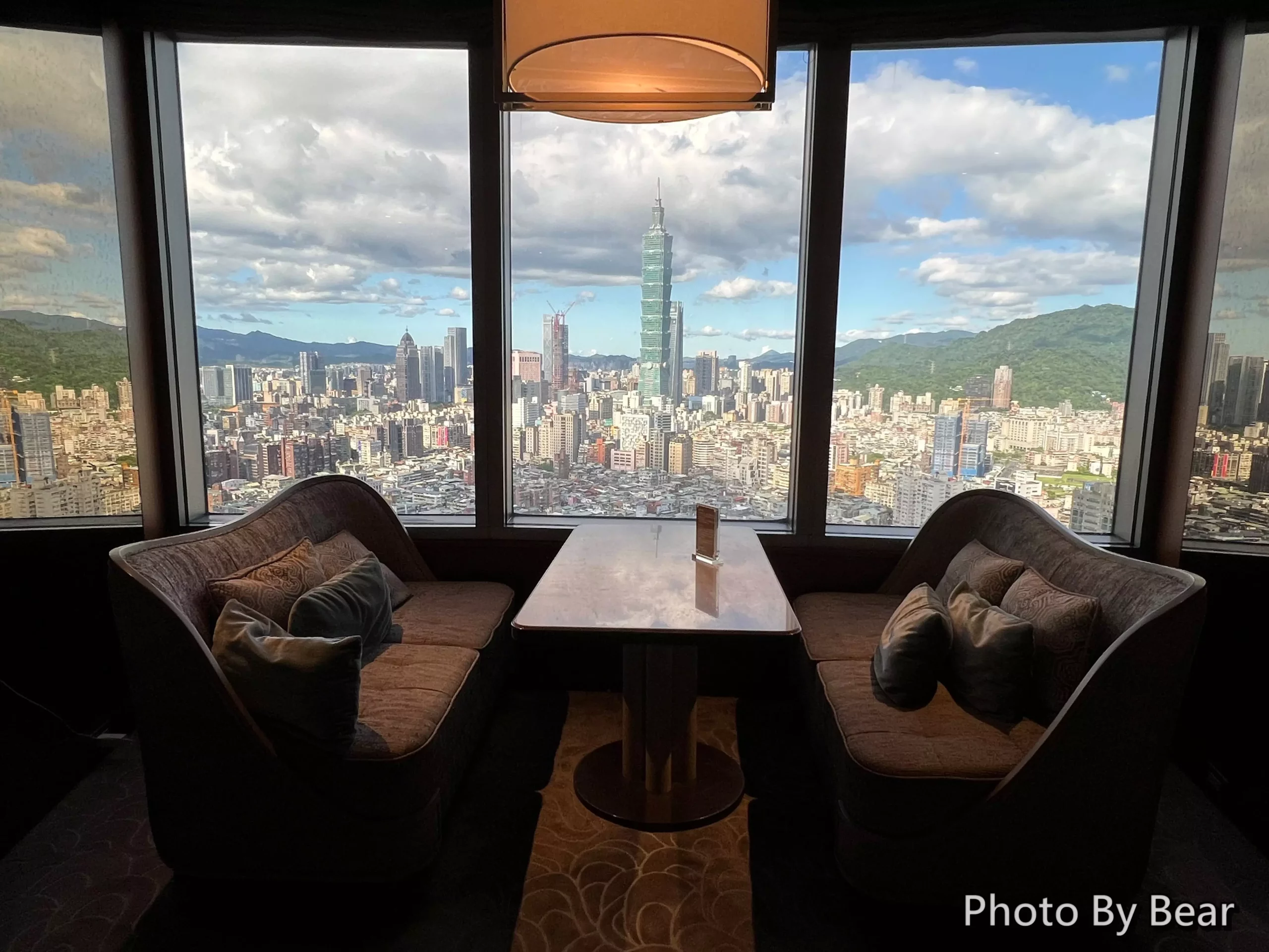 【台北】「遠東香格里拉36F豪華閣，高視野的絕美景致，與Taipei 101面對面吃下午茶」 @嘿!部落!